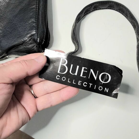 Bueno adjustable crossbody handbag black new with tags